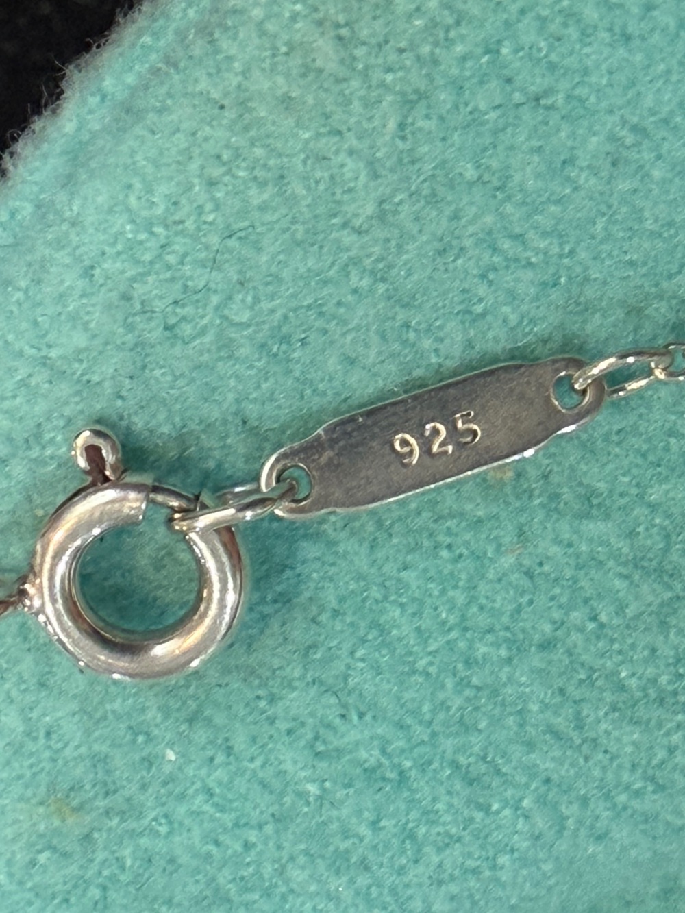 ✨ Tiffany & Co. Notes Letter "K" Round Disc Pendant Necklace 💕 - Picture 7 of 16